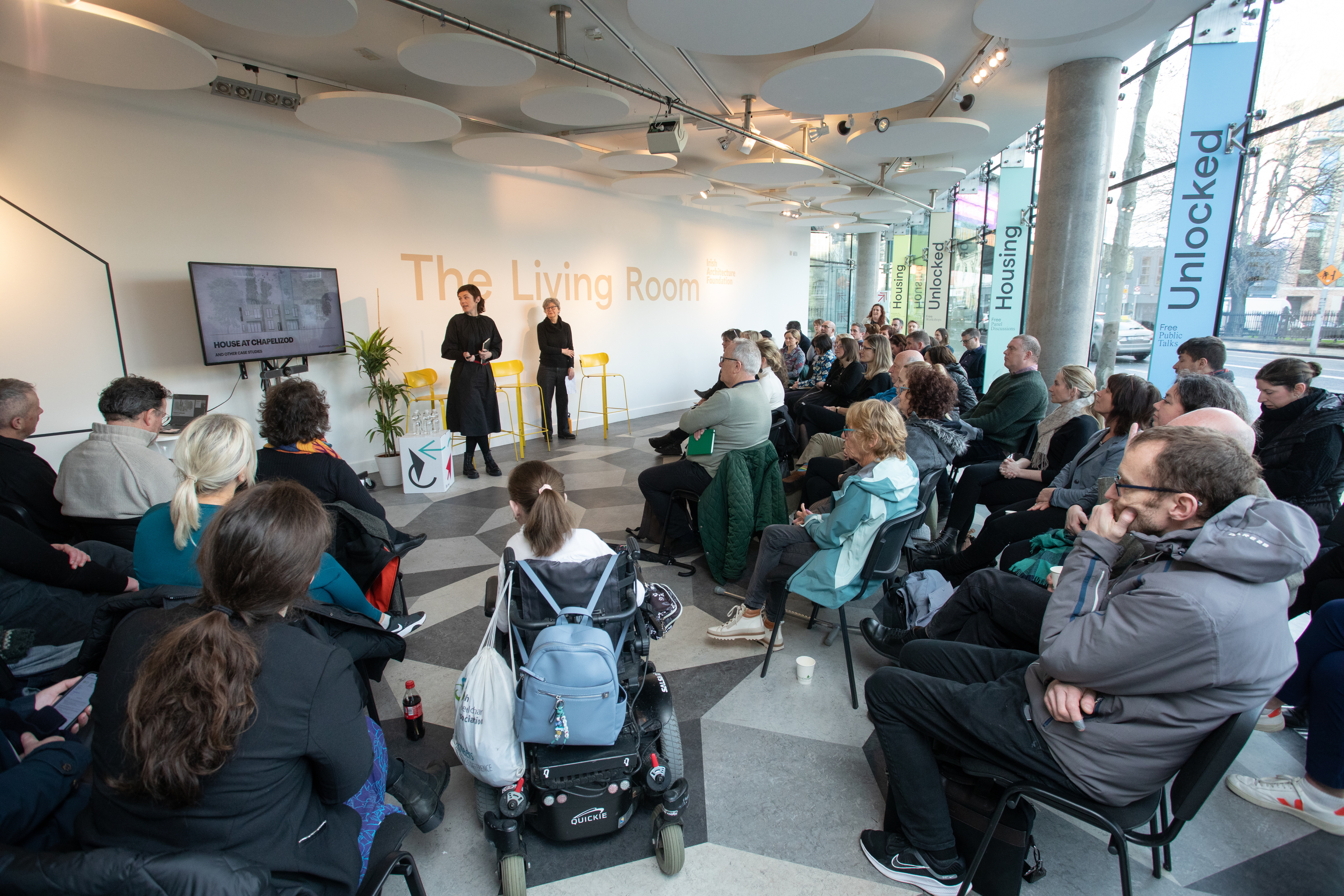 Crowd watching presentation by Nicola Ryan in the Science Gallery Dublin